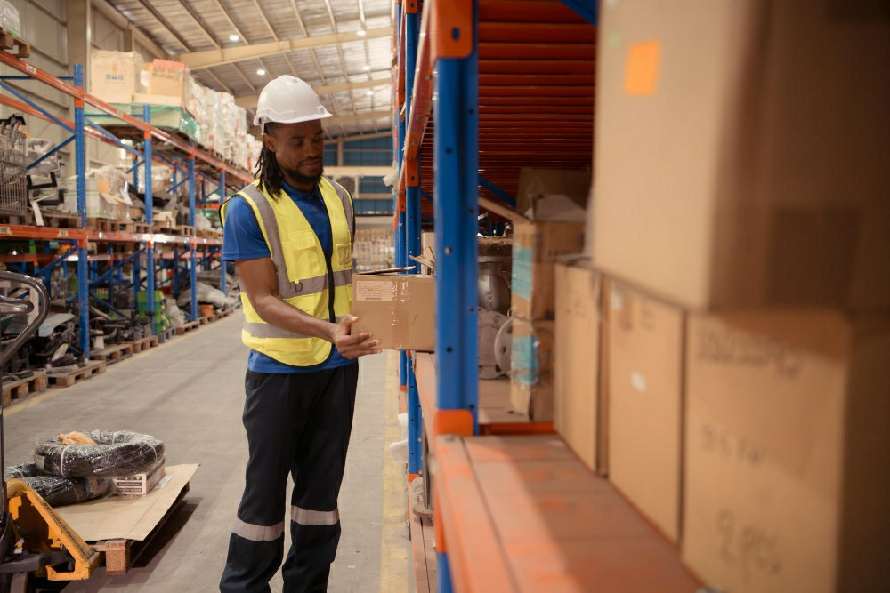 Your Ultimate Guide to Online Manual Handling Training in Ireland - Online Safety Courses blog article