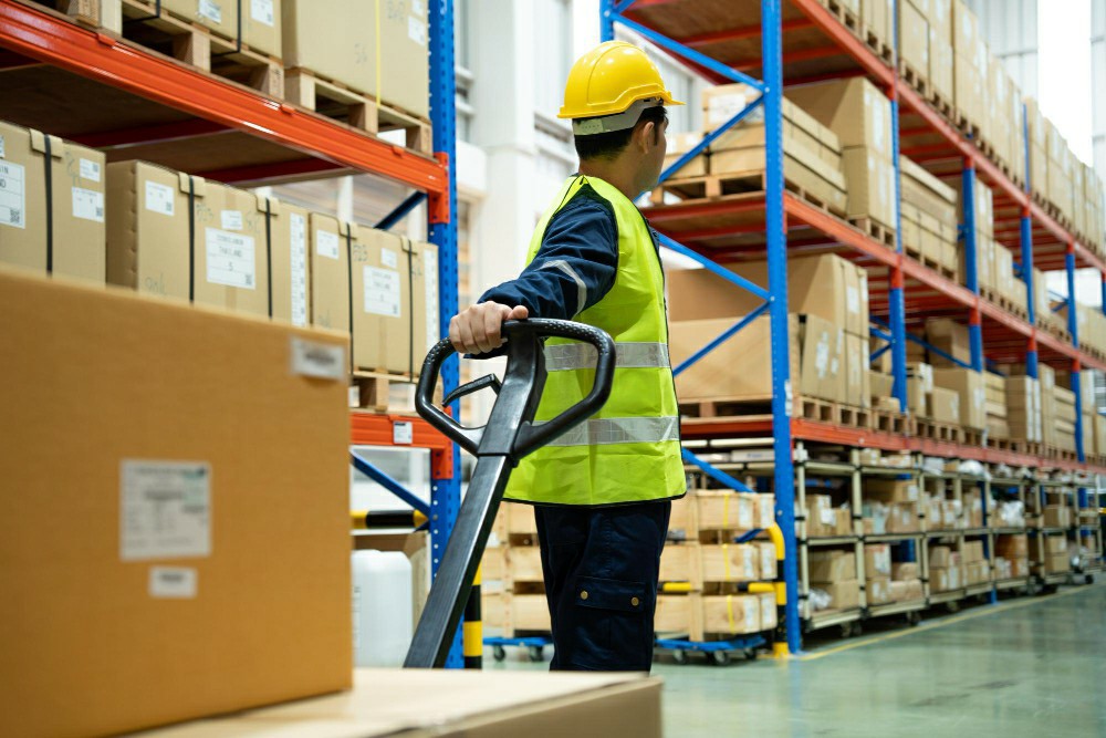 The Essential Role of Health and Safety Training in Today's Workplaces - Online Safety Courses blog article