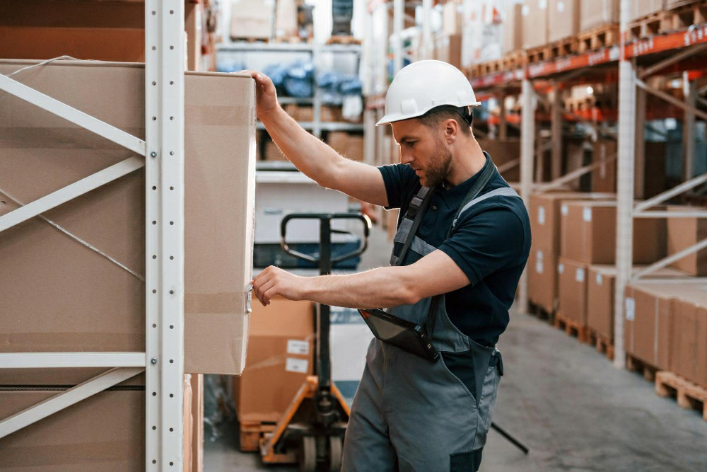 Mastering Manual Handling: Your Free Course Guide for Dublin Residents - Online Safety Courses blog
