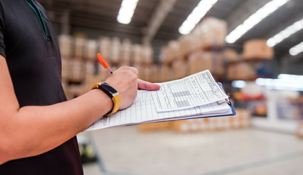 Enhancing Workplace Safety: The Essential Role of Manual Handling Courses in Ireland - Online Safety Courses blog article