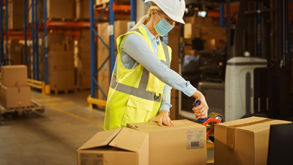 Elevate Your Workplace Safety: The Vital Role of Manual Handling Techniques Training - Online Safety Courses blog article