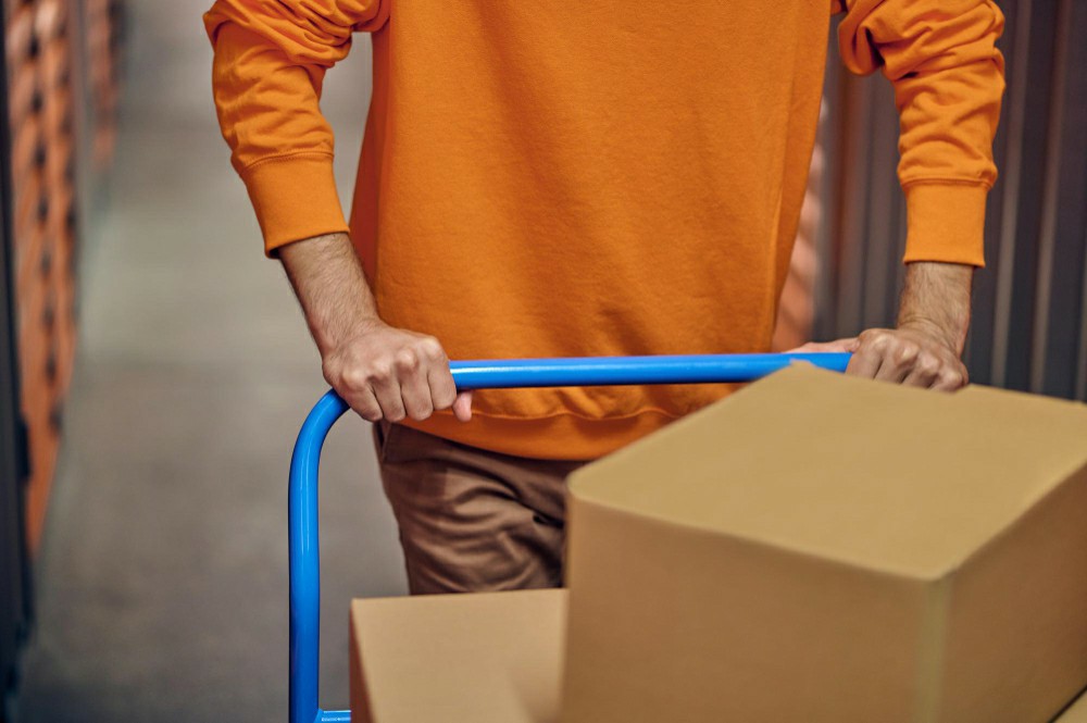 The Importance of Manual Handling Professional Safety Training in Healthcare Settings - Online Safety Courses blog article