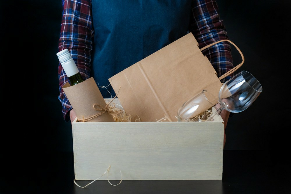 Enhancing Safety: The Role of Manual Handling Assessment Training in Ireland - Online Safety Courses blog article