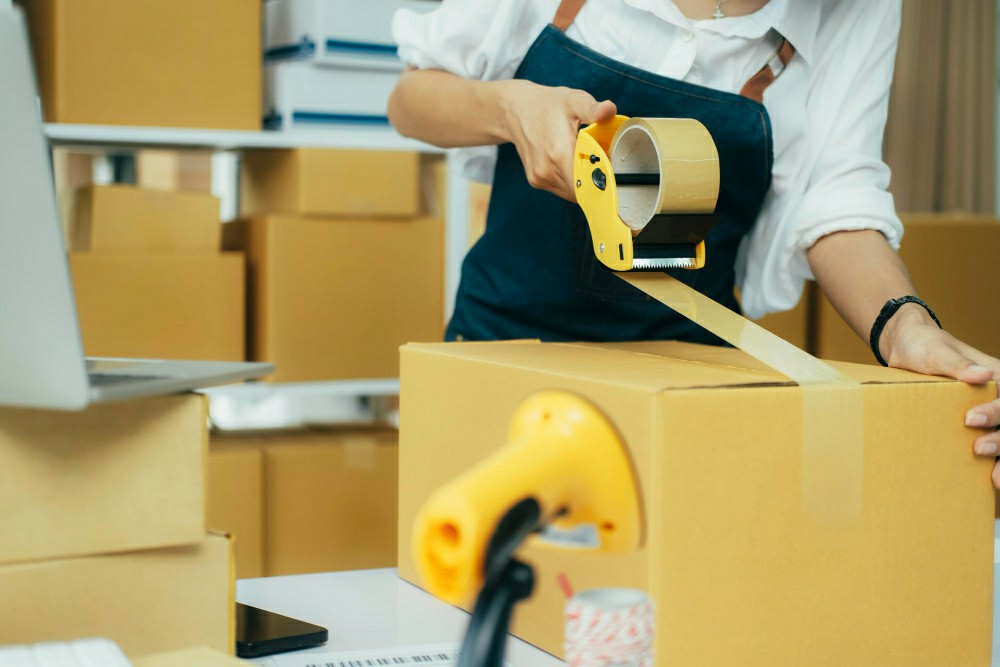 Why Manual Handling Industrial is Critical for Workplace Safety in Ireland - Online Safety Courses blog article