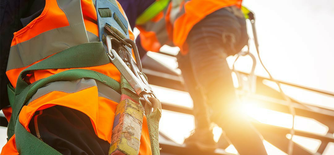 The Vital Role of Refresher Training for Working at Heights Certification in Enhancing Safety Protocols - Online Safety Courses blog article