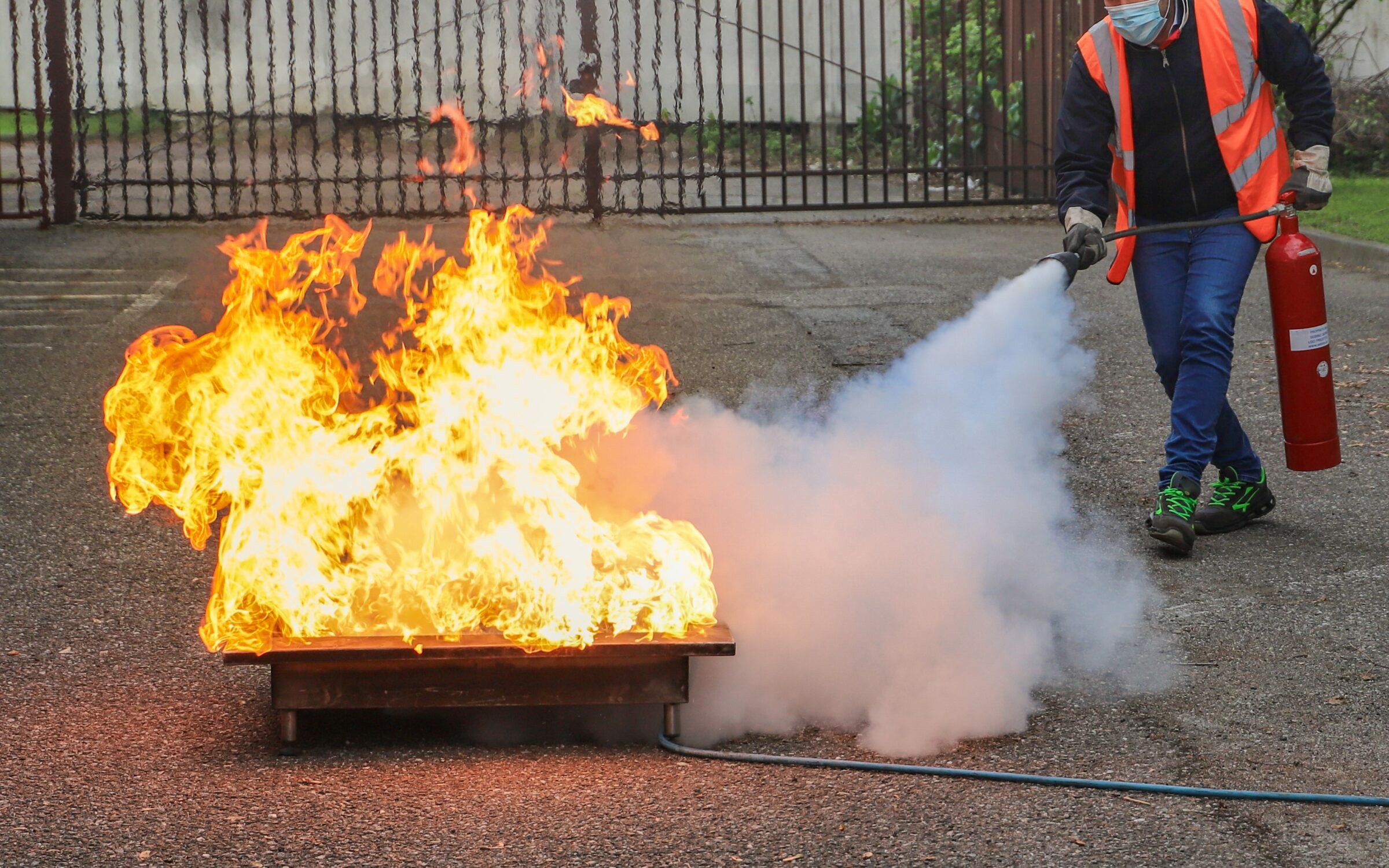Elevate Workplace Safety: The Importance of Fire Warden & Fire Marshal Certification - Online Safety Courses blog article