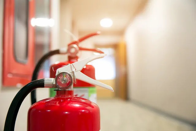 Enhancing Workplace Safety: The Critical Role of Fire Warden & Fire Marshal Training in Ireland - Online Safety Courses blog article