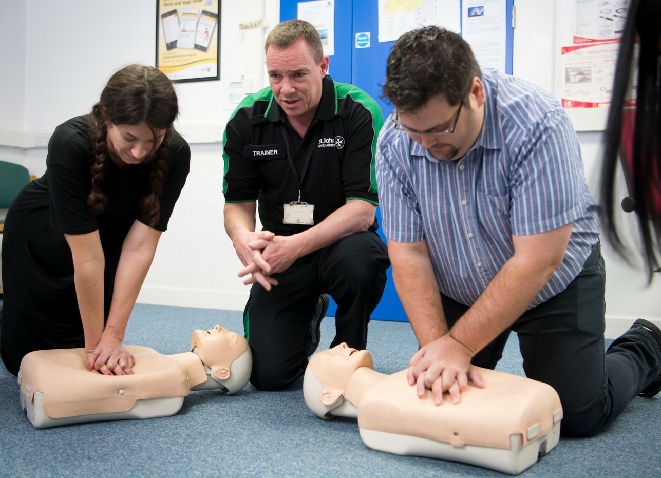 Elevate Workplace Safety: The Critical Role of First Aid Training & Certification - Online Safety Courses blog article