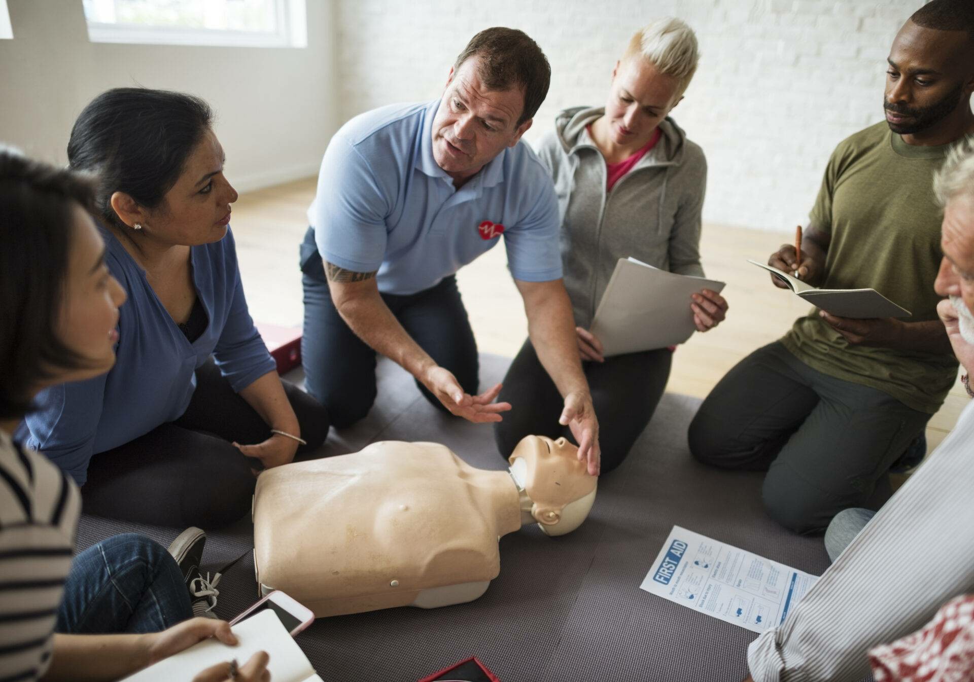 The Indispensable Role of First Aid Training: Prioritizing Workplace Safety and Emergency Preparedness - Online Safety Courses blog article