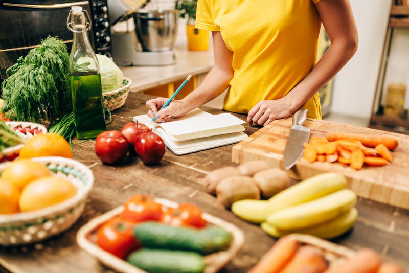 Ensuring Food Safety Compliance: The Essential Role of HACCP Training in Ireland - Online Safety Courses blog article