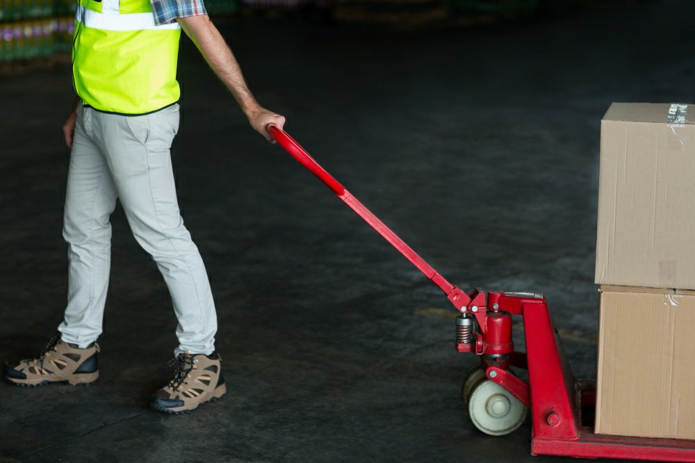 Unlock Safety and Efficiency with Online Manual Handling Certification in Ireland - Online Safety Courses blog article