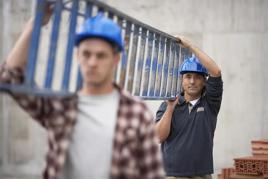 Ladder Safety Training - Health and Safety Course Online by Online Safety Courses